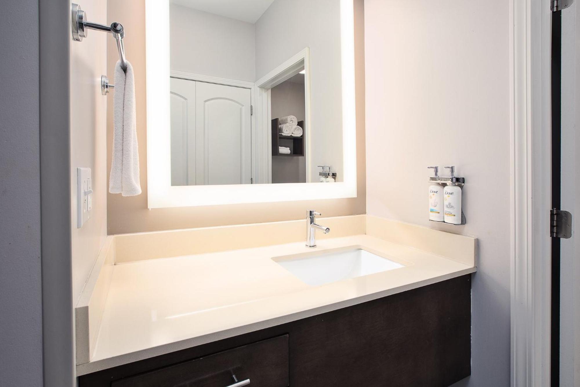 Staybridge Suites Auburn Hills By Ihg Eksteriør billede